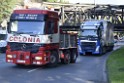 LKW blieb unter Bruecke haengen Koeln Ehrenfeld Innere Kanalstr Hornstr P493